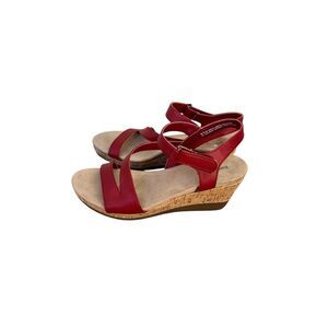 BareTraps Gerdee Red Strappy 3" Wedge Cushioned Heeled Sandals Women's 9.5‎